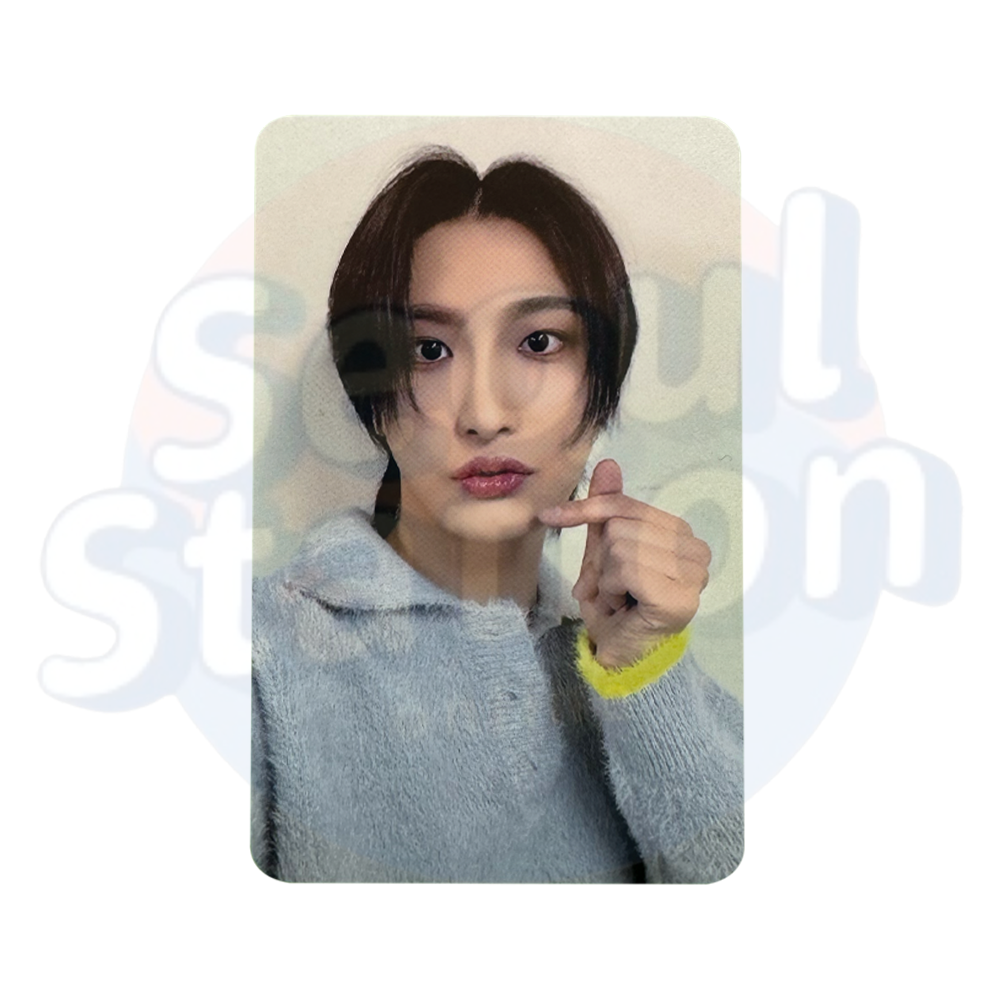 ATEEZ - THE WORLD EP.FIN : WILL - With Mu U Lucky Draw Photo Card (Red Lettering) seonghwa