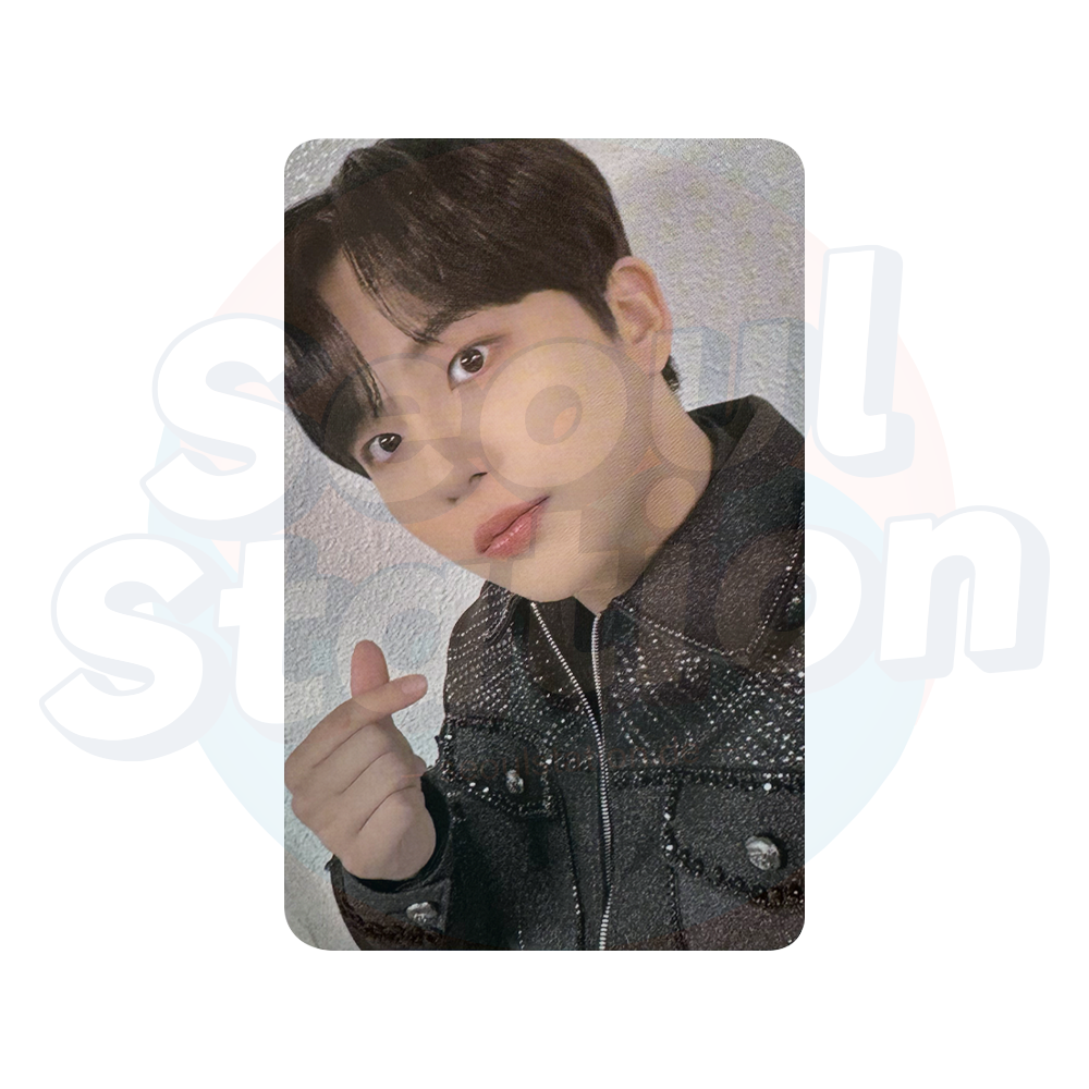 ATEEZ - 2025 World Tour 'IN YOUR FANTASY' In Incheon - MD Photocard - Ver. A jongho