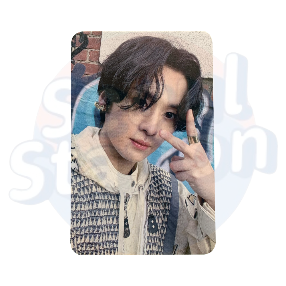 Stray Kids - The 3rd Album '5-STAR' - Music Plant Photo Card lee know
