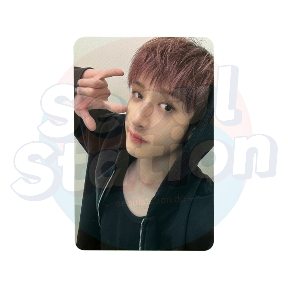 Stray Kids - 樂-STAR - ROCK STAR - 4th Lucky Draw Event - Soundwave Photo Card (PINK & MESSAGE back) bang chan