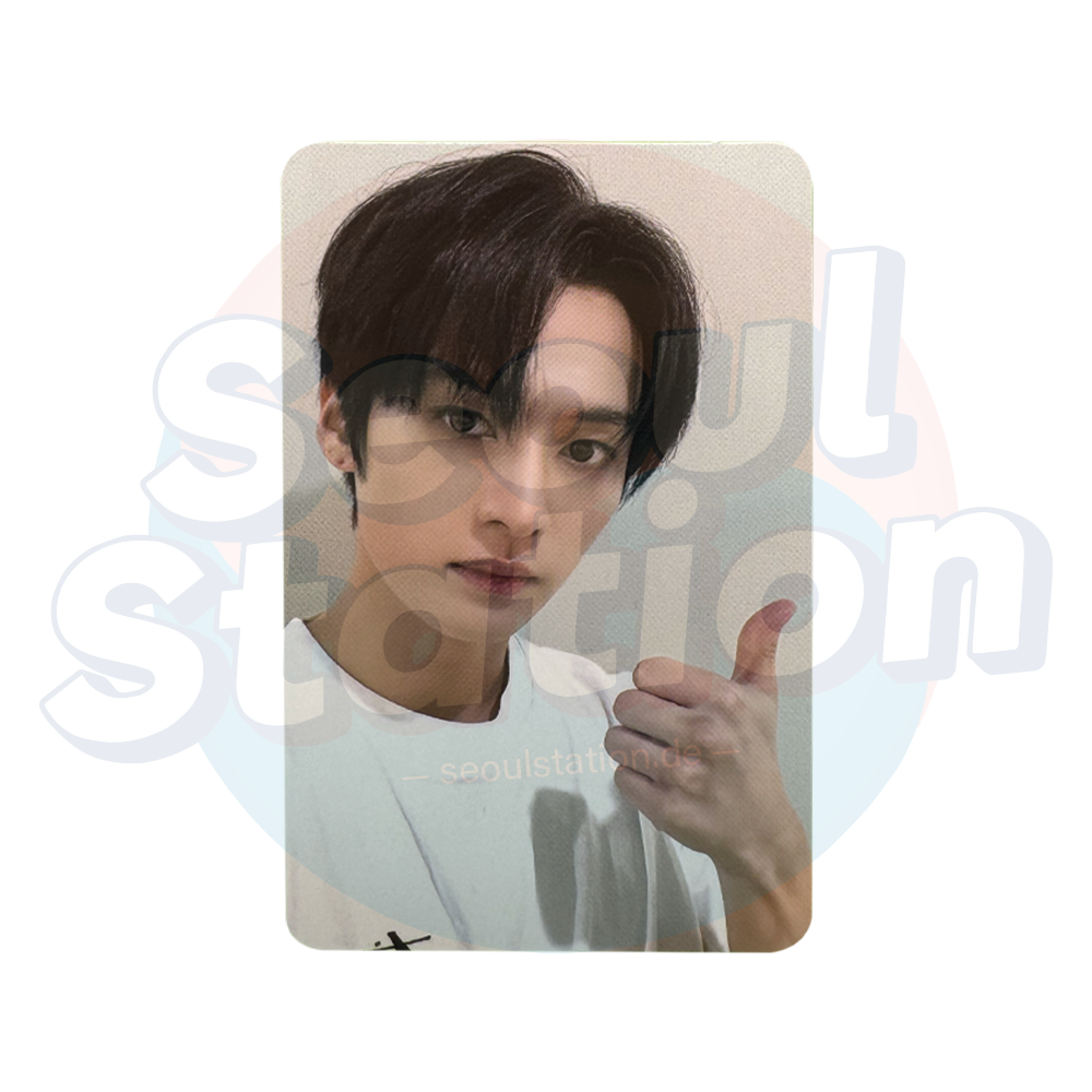 Stray Kids - 樂-STAR - ROCK STAR - 4th Lucky Draw Event - Soundwave Photo Card (PINK & MESSAGE back) lee know