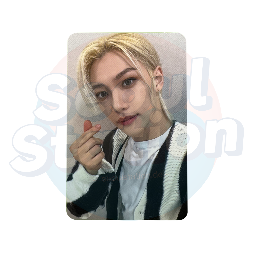 Stray Kids - 樂-STAR - ROCK STAR - 4th Lucky Draw Event - Soundwave Photo Card (PINK & MESSAGE back) felix