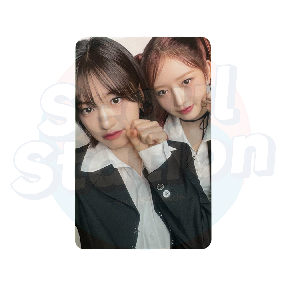 IVE - THE 1ST WORLD TOUR "SHOW WHAT I HAVE" - Official MD Random UNIT Photo Card  yujin & rei