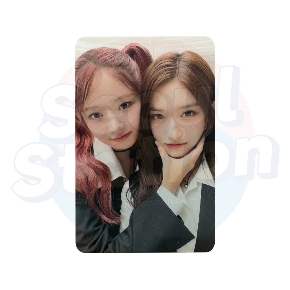 IVE - THE 1ST WORLD TOUR "SHOW WHAT I HAVE" - Official MD Random UNIT Photo Card  rei & leeseo
