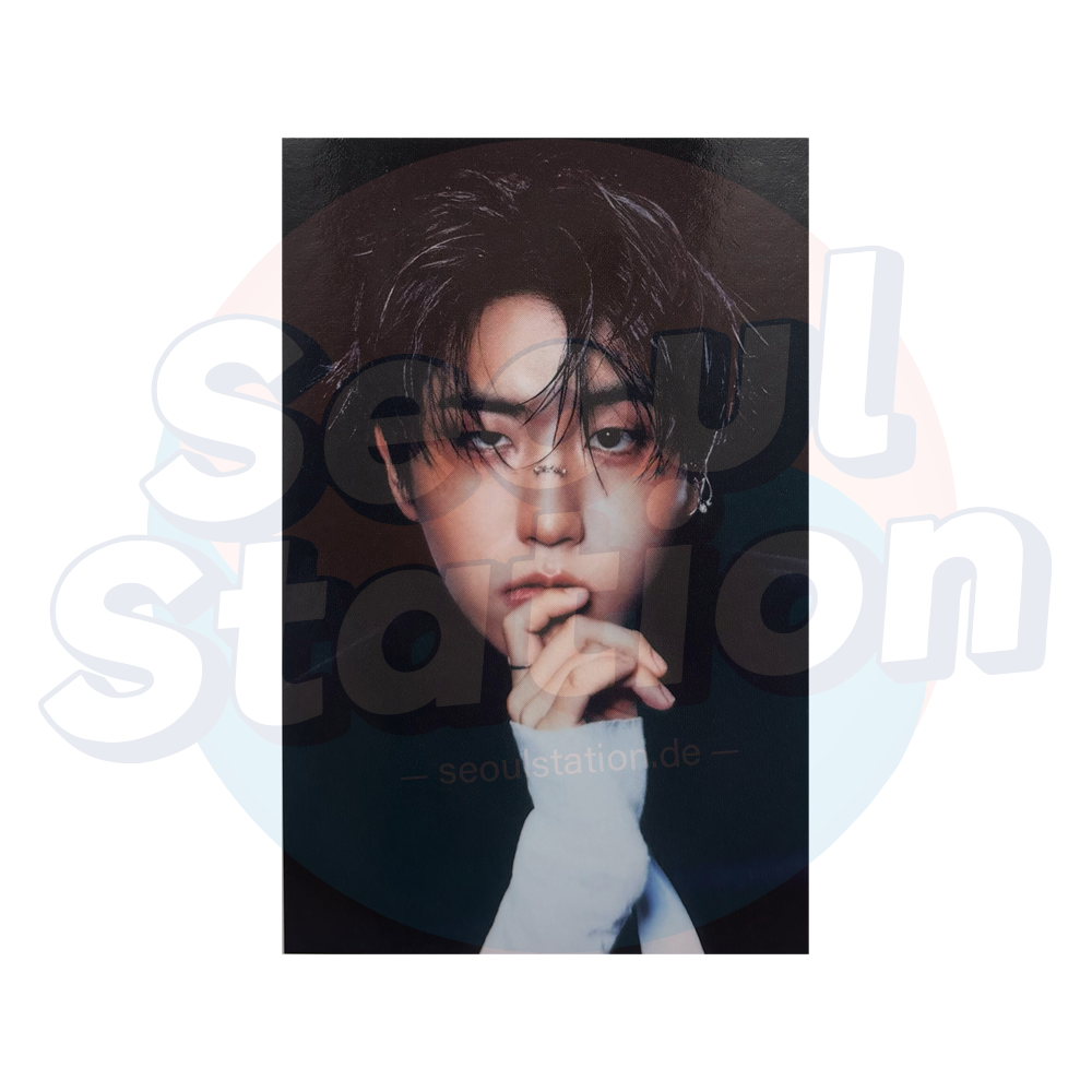 STRAY KIDS - KARMA - LIMITED Album Ver. - Photocard (Blue Back) Han