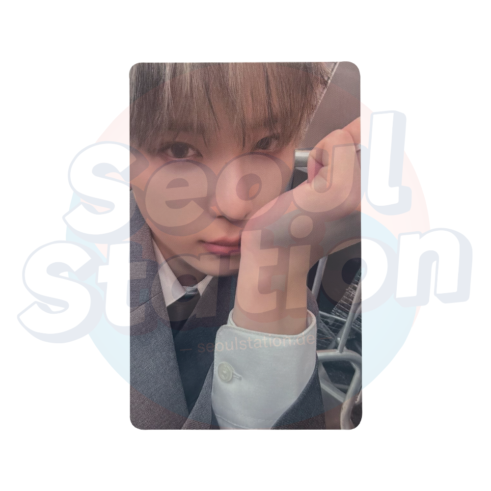&TEAM - 3rd Single 'GO IN BLIND' - WEVERSE Photo Card Harua