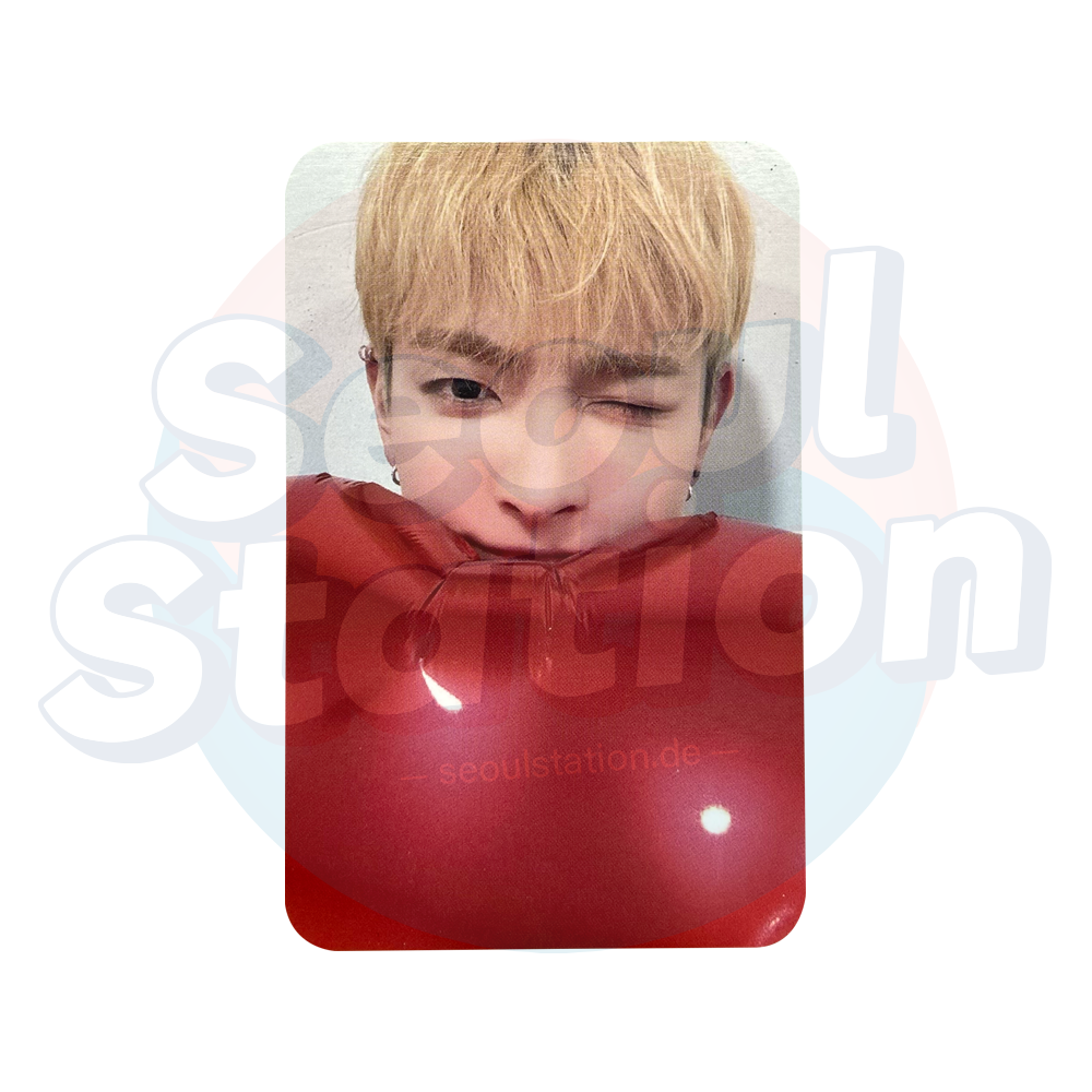ATEEZ - THE WORLD EP.FIN : WILL - Soundwave 3rd Round Lucky Draw Photo Card (Red Heart) Hongjoong
