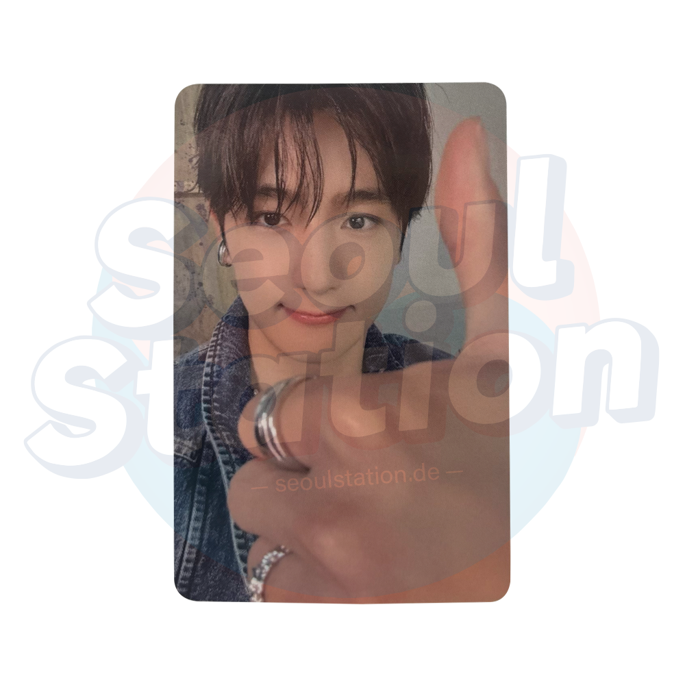 THE BOYZ - 10th Mini Album 'A;EFFECT' - APPLE MUSIC Photocard Hyunjae