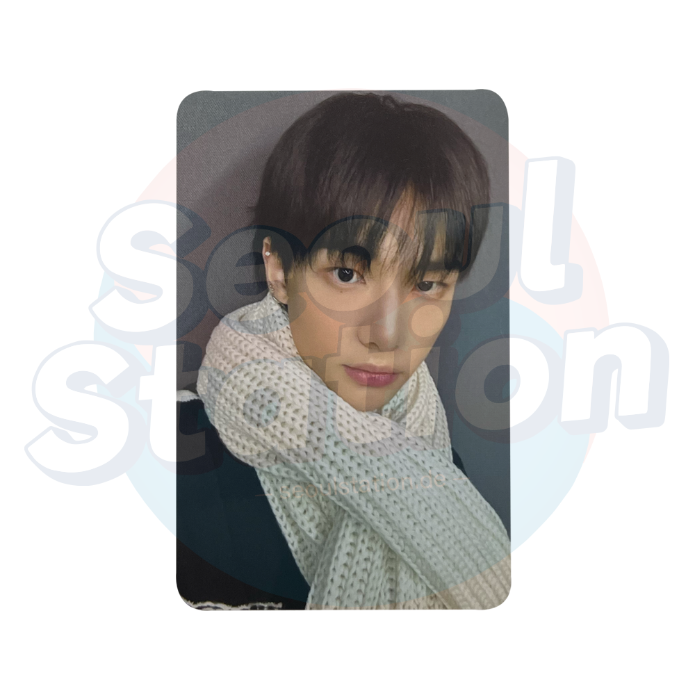STRAY KIDS - SKZ IT TAPE 'DO IT' - POP-UP STORE (Scarf Ver.) Hyunjin