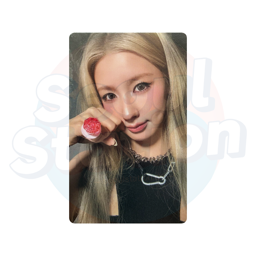I-DLE - 9th Mini Album 'WE MADE' - WEVERSE Photocard - SET B (White Back) seoulstation.de miyeon