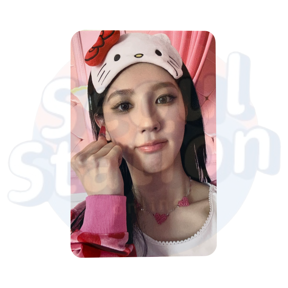 (G)I-DLE - I FEEL - Apple Music LUCKY DRAW Photo Card miyeon fighting pose