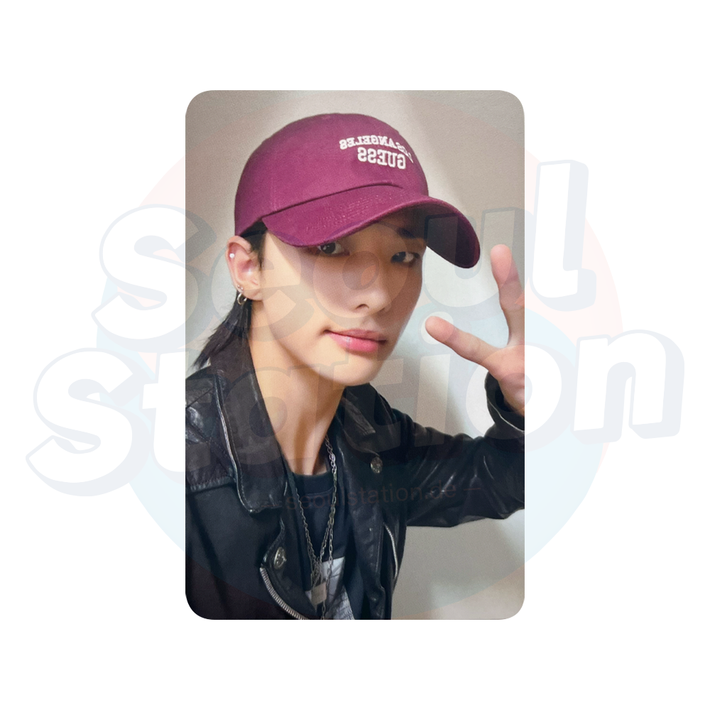 STRAY KIDS - SKZ IT TAPE 'DO IT' Pop-Up Store - SOUNDWAVE 2nd Round Lucky Draw Photocard hyunjin