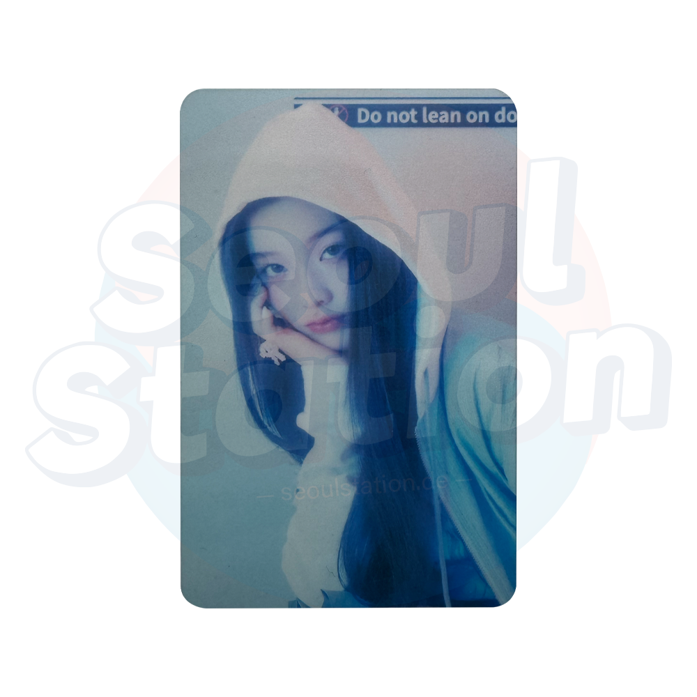 ILLIT - 2nd Mini Album: 'I'LL LIKE YOU' - GLITT Ver. - Apple Music Transparent Photo Card iroha