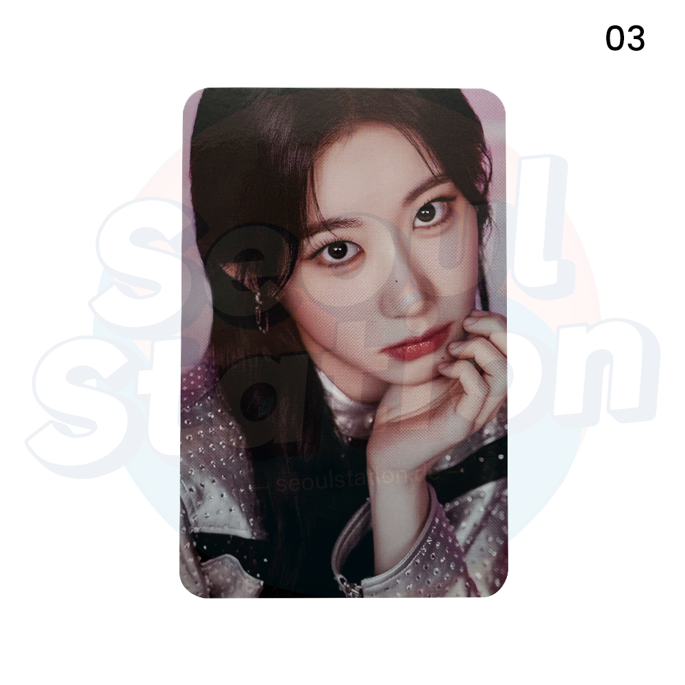 ITZY - 2nd World Tour 'BORN TO BE' - Trading Photo Card (CHAERYEONG Ver.) 03