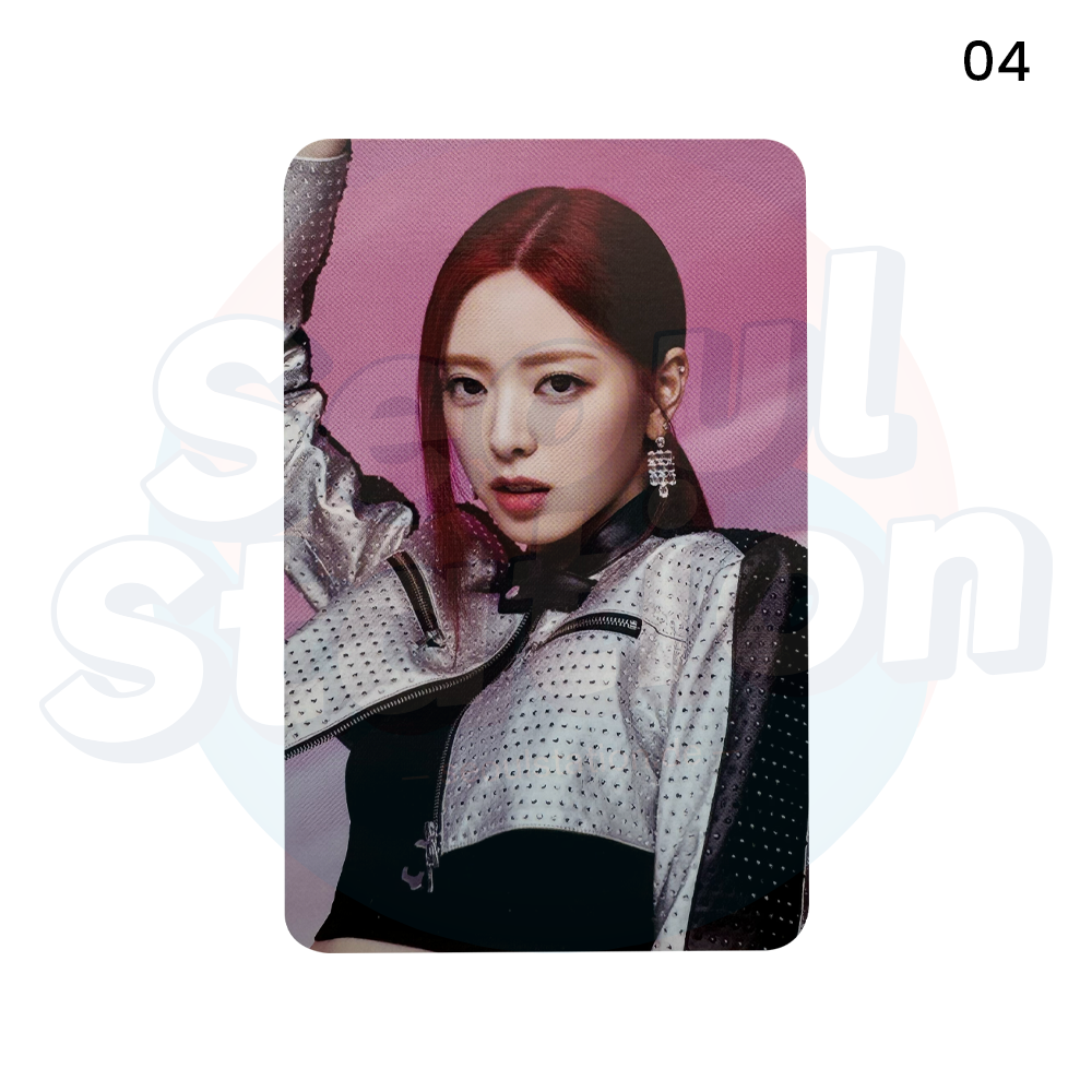 ITZY - 2nd World Tour 'BORN TO BE' - Trading Photo Card (YUNA Ver.) 04