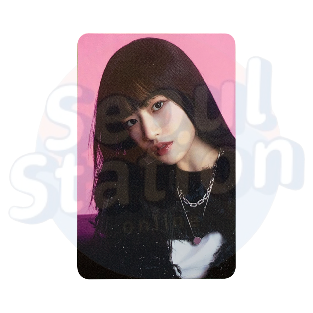 IVE - The First Album I'VE IVE - Starship Squre Photo Card Yujin neutral