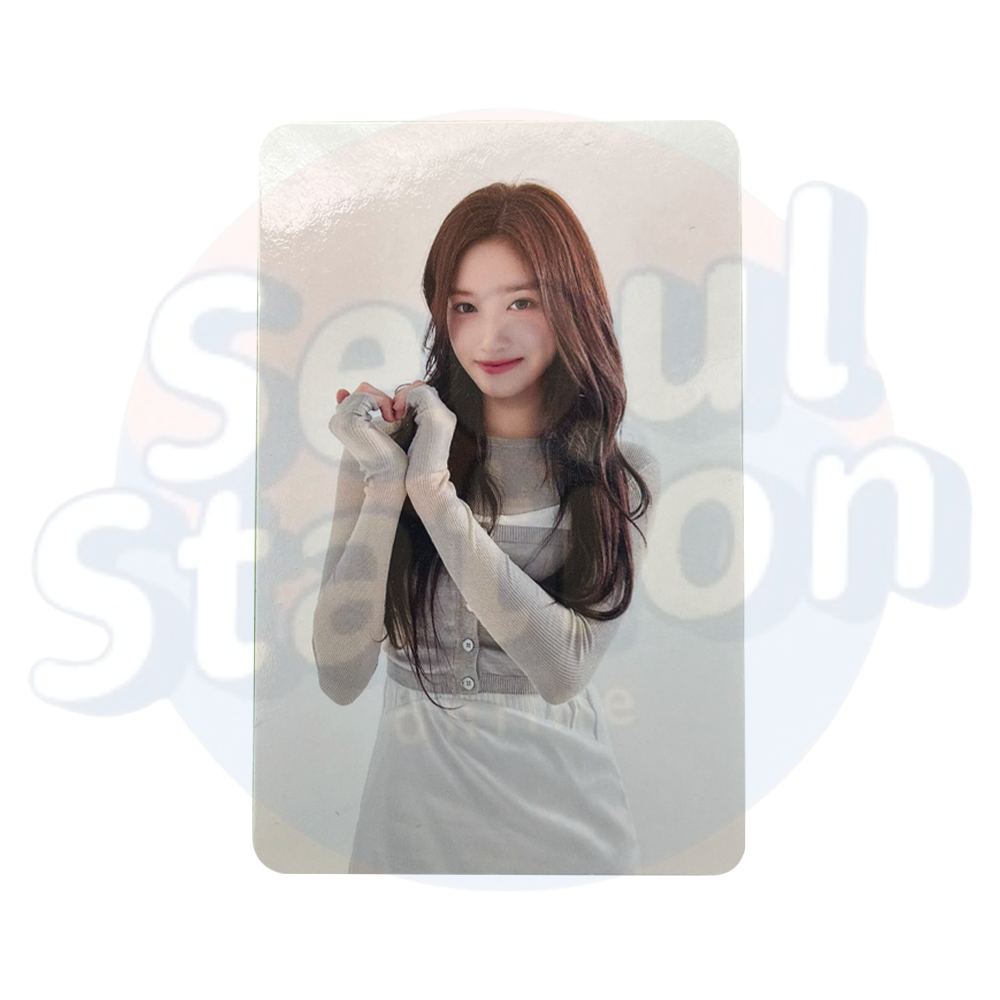 IVE - The First EP I'VE MINE - Starship Square Photo Card (Photobook Ver.) leeseo