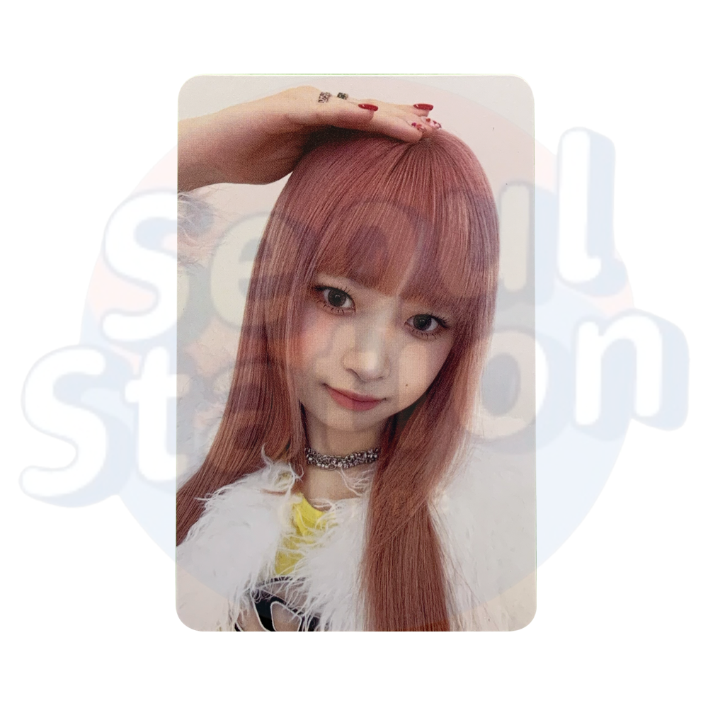 IVE - The First Album I'VE IVE - Starship Squre Photo Card rei hand on head