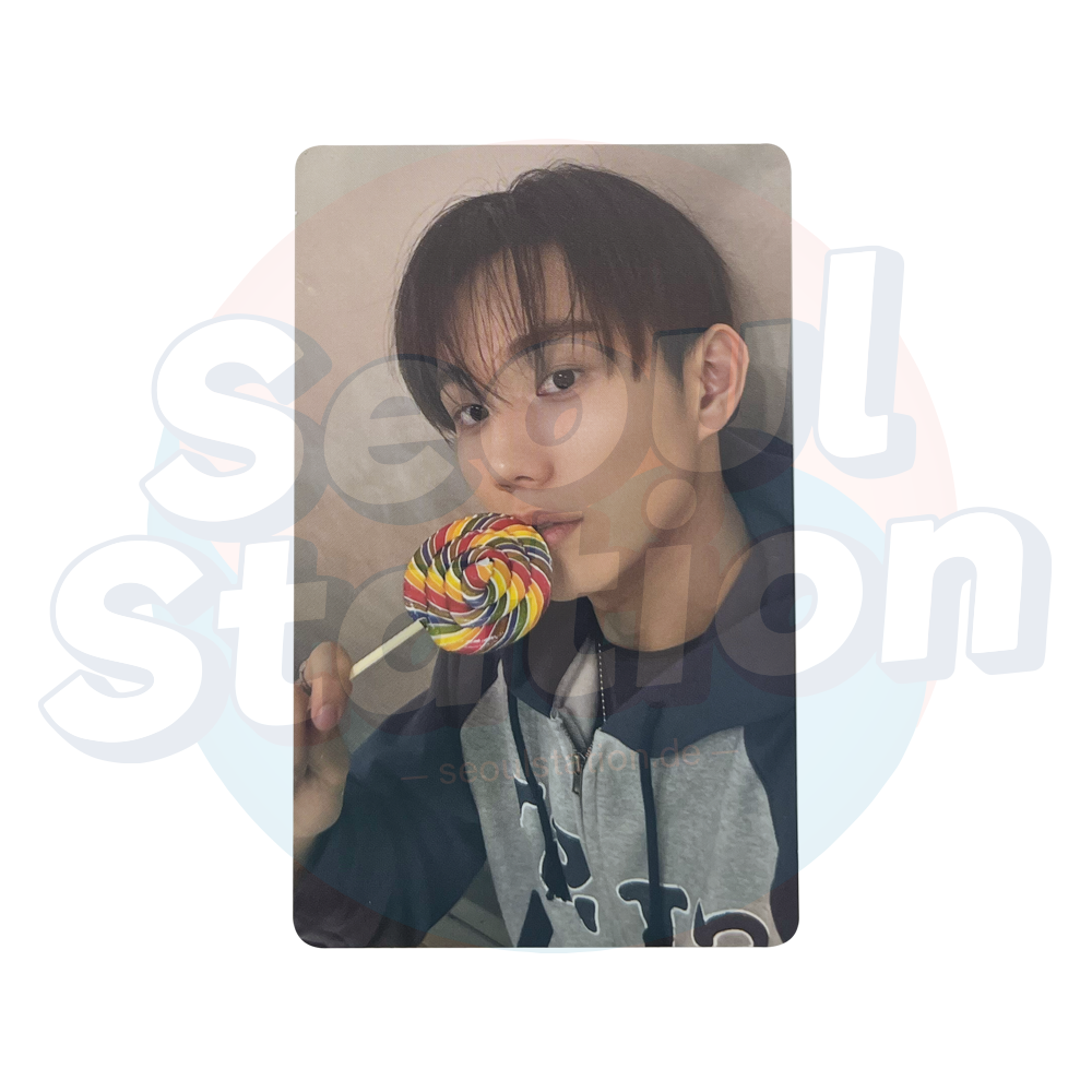 P1HARMONY- 9th Mini Album 'UNIQUE!' - WEVERSE Lucky Draw Photocard - Intak 