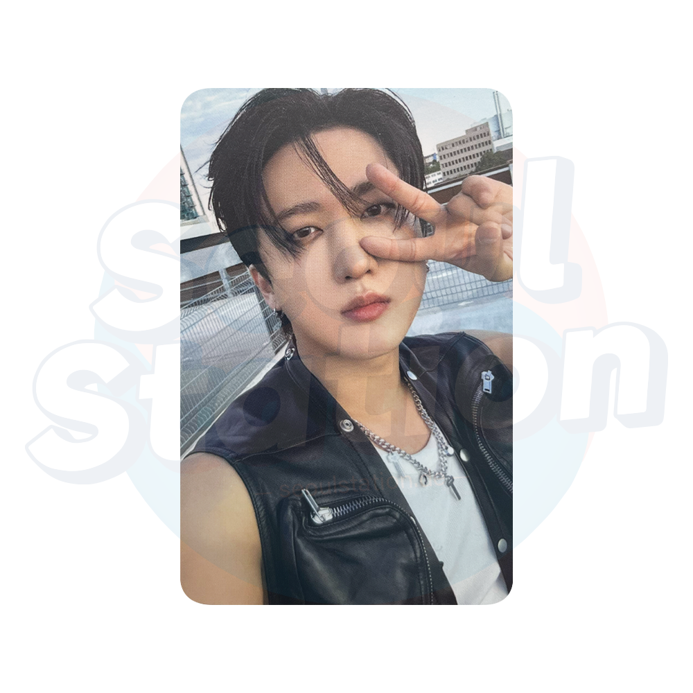 STRAY KIDS - 'KARMA' - Pop-Up Store MD Benefit Photocard changbin