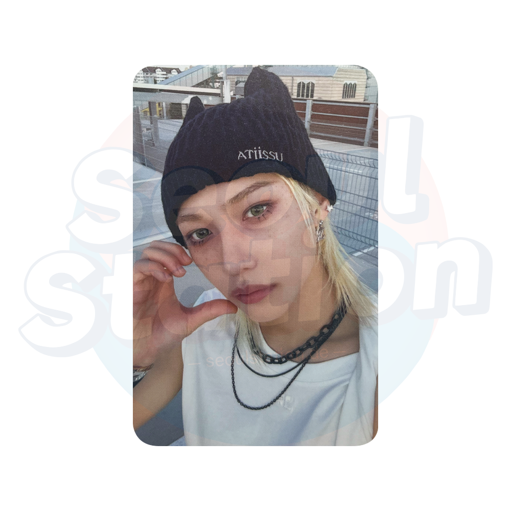 STRAY KIDS - 'KARMA' - Pop-Up Store MD Benefit Photocard felix