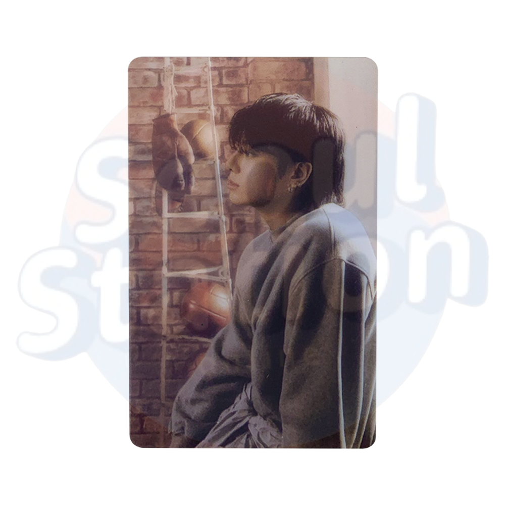 Jung Kook - GOLDEN - WEVERSE Transparent PVC Photocard side profile