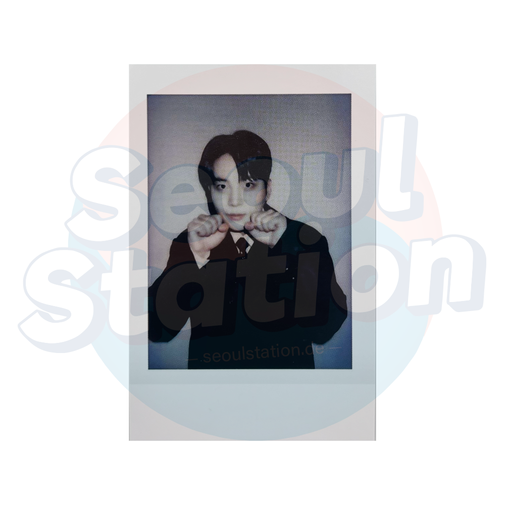 ATEEZ - GOLDEN HOUR Part.4 Pop-Up Store - SOUNDWAVE Lucky Draw Polaroid Jongho