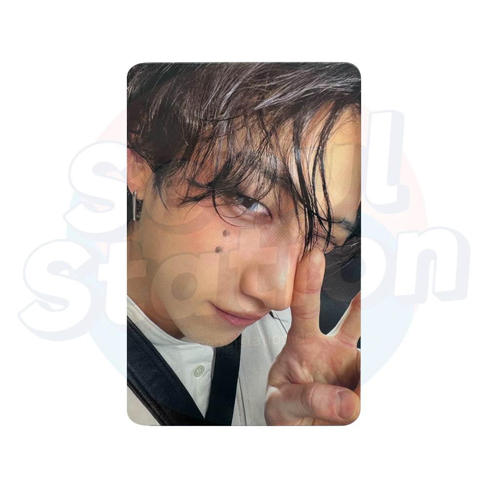 STRAY KIDS - KARMA - LIMITED Album Ver. - Photocard (Black Back) bang chan