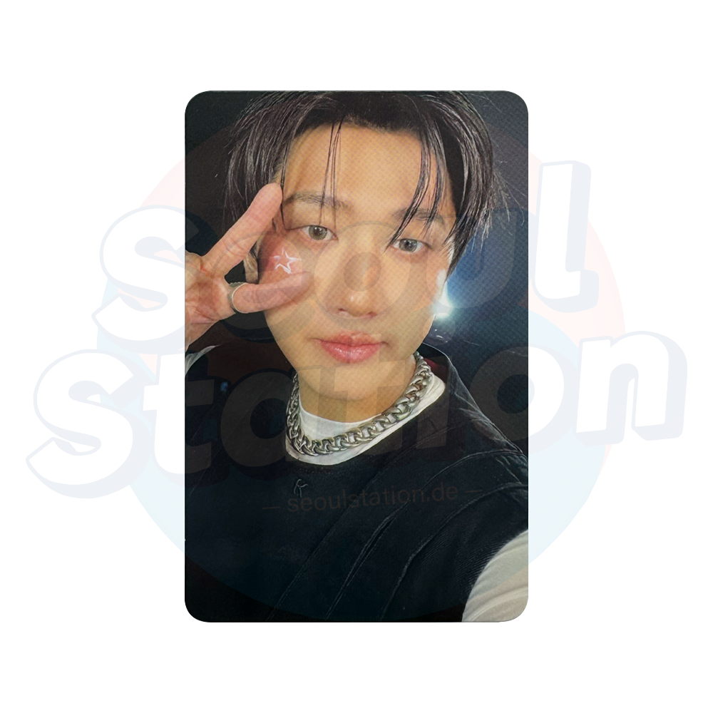 STRAY KIDS - KARMA - LIMITED Album Ver. - Photocard (Black Back) changbin