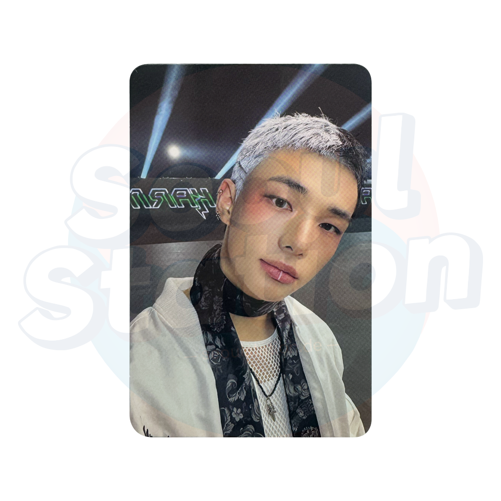 STRAY KIDS - KARMA - LIMITED Album Ver. - Photocard (Black Back) hyunjin