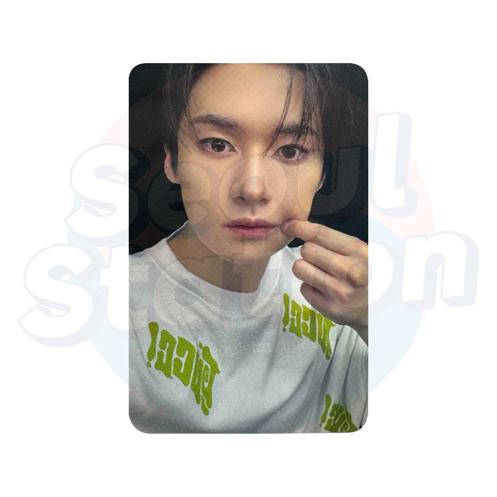 STRAY KIDS - 'KARMA' - APPLE MUSIC POB Photocard lee know