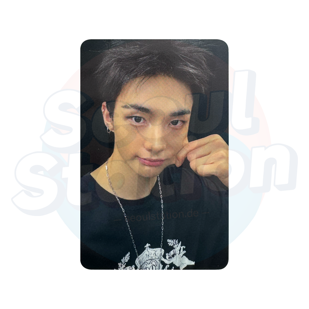 STRAY KIDS - 'KARMA' - APPLE MUSIC POB Photocard hyunjin
