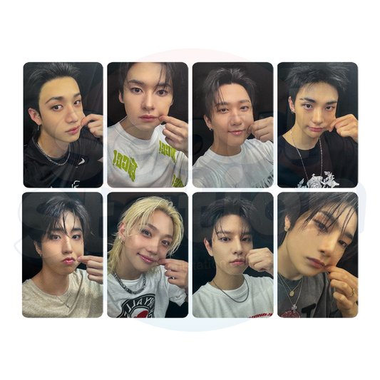 STRAY KIDS - 'KARMA' - APPLE MUSIC POB Photocard