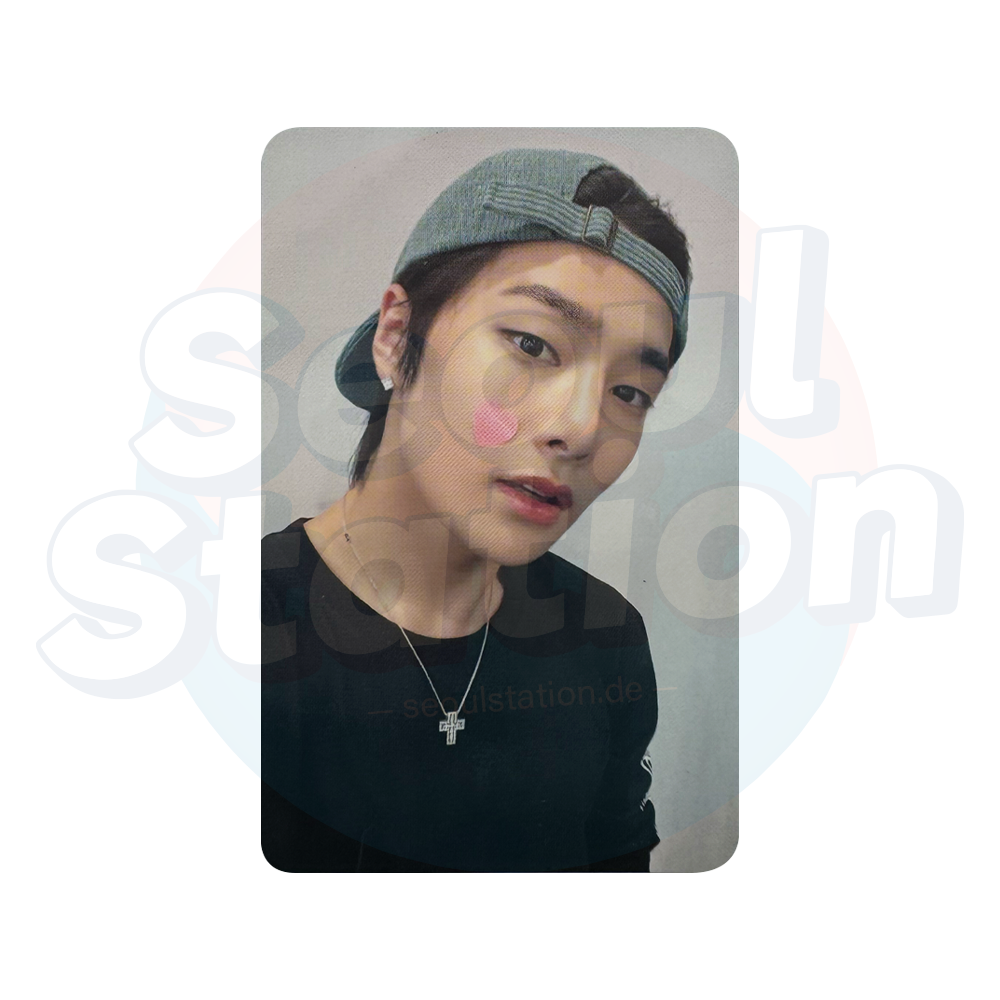 STRAY KIDS - 'KARMA' - SOUNDWAVE POB Photocard  i.n