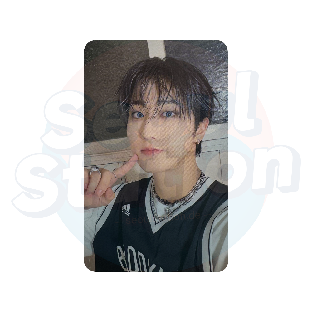 STRAY KIDS - 'KARMA' - SKZOO Ver. - JYP SHOP POB Photocard  han