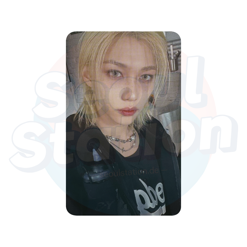 STRAY KIDS - 'KARMA' - SKZOO Ver. - JYP SHOP POB Photocard  felix