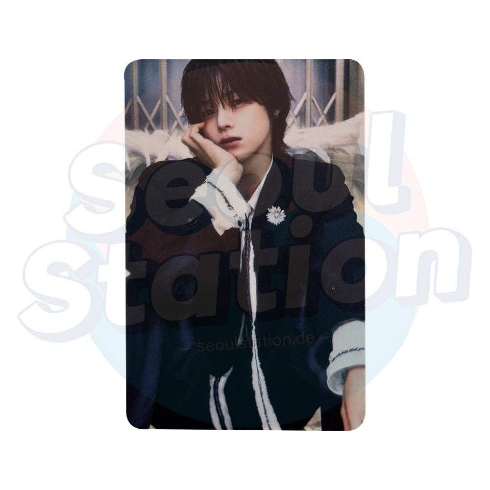 &TEAM - 1st Korean Mini Album 'BACK TO LIFE' - APPLE MUSIC Photocard K