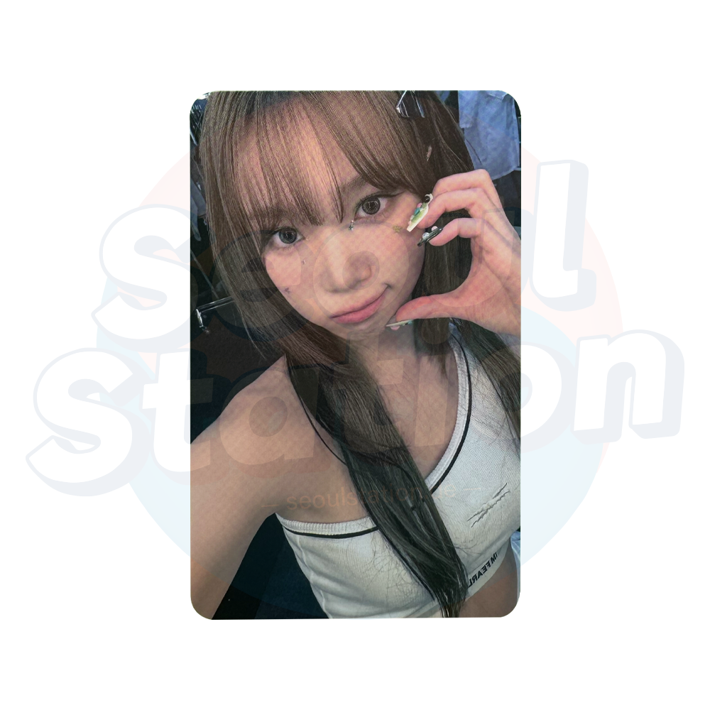 LE SSERAFIM - 3rd Mini Album: EASY - Soundwave 1st Lucky Draw Event Photo Card chaewon