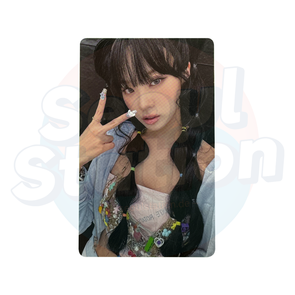 LE SSERAFIM - 3rd Mini Album: EASY - WEVERSE Photo Card chaewon