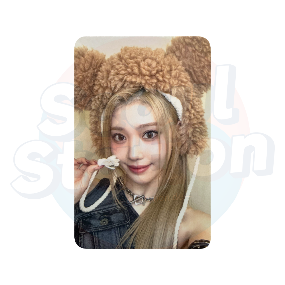 KEP1ER - 8th Mini Album 'CRACK CODE' - KTOWN4U Lucky Draw Photocard - TEDDY BEAR Ver. xiaoting