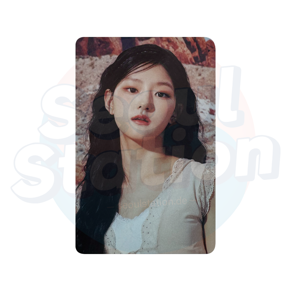 KISS OF LIFE - 1st World Tour: 'KISS ROAD' in Seoul - Trading Photo Card - HANEUL Ver. neutral