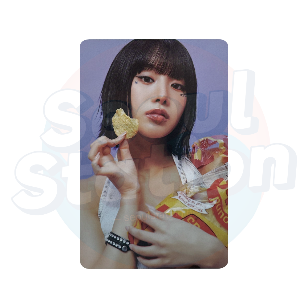 KISS OF LIFE - 1st World Tour: 'KISS ROAD' in Seoul - Trading Photo Card - NATTY Ver. cracker