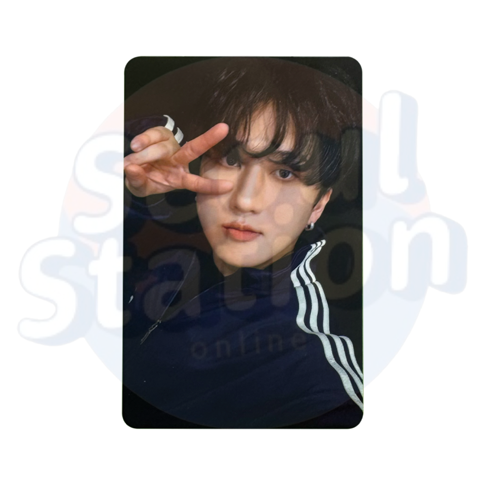 Stray Kids - 樂-STAR - ROCK STAR - Soundwave Lucky Draw Photo Card (PINK back) changbin