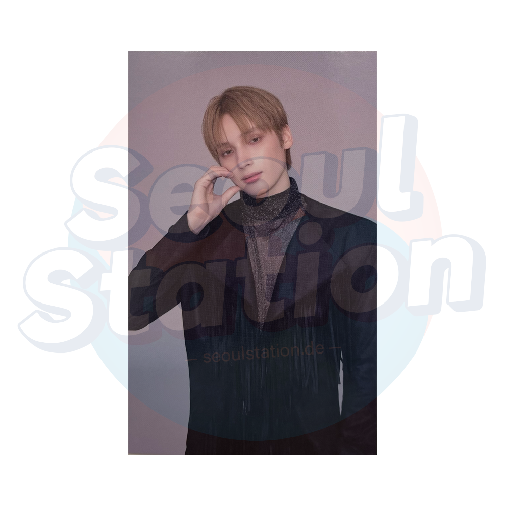 TXT - ACT : TOMORROW - WEVERSE Bonus Member Photo HueningKai