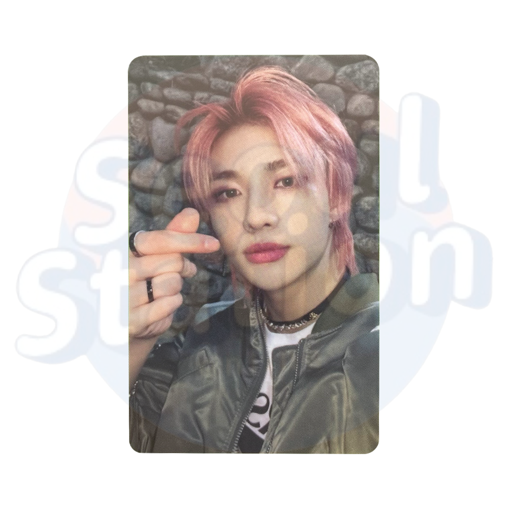 Stray Kids - The 3rd Album '5-STAR' - Soundwave Lucky Draw PVC Event Photo Card (black back) hyunjin