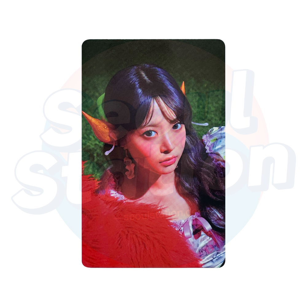 LE SSERAFIM - Japan 3rd Single 'CRAZY' - WEVERSE Photo Card eunchae