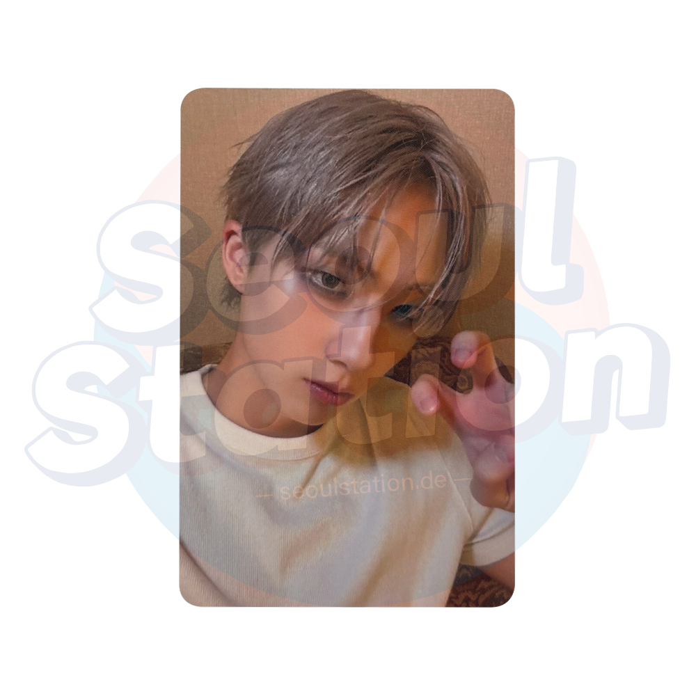 P1HARMONY- 9th Mini Album 'UNIQUE!' - APPLE MUSIC Photocard (Light Keyring Ver.) Jiung