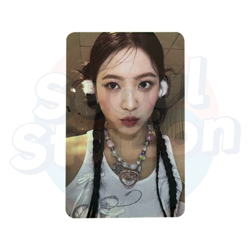 RED VELVET - Chill Kill - Official Trading Photo Card - SET A yeri (kissy lips)