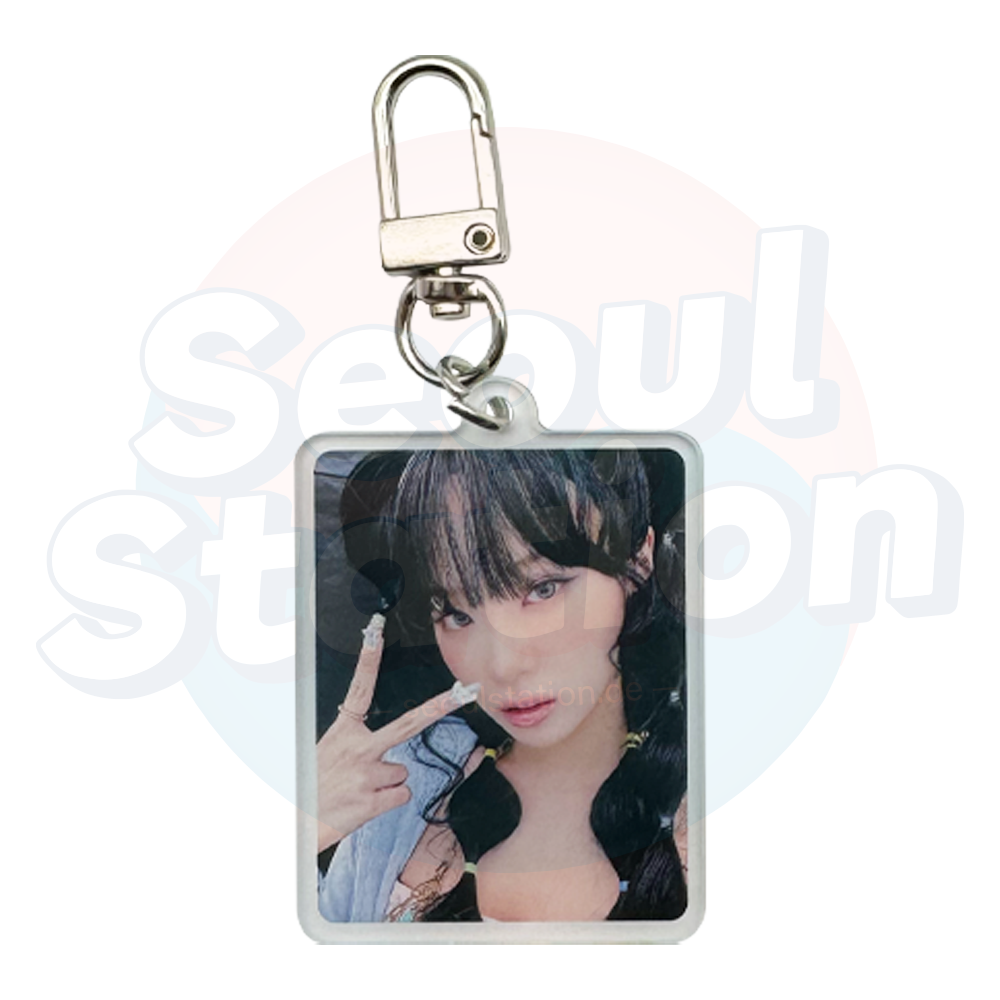 LE SSERAFIM - 3rd Mini Album: EASY - WEVERSE Keyring chaewon