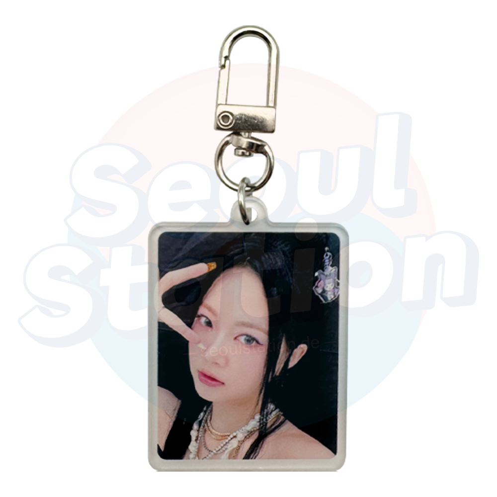 LE SSERAFIM - 3rd Mini Album: EASY - WEVERSE Keyring eunchae